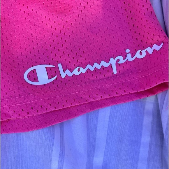 Shorts , size kids XL but can fit women’s small or medium - Picture 2 of 4